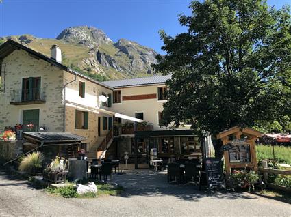 Auberge-Refuge de la Nova